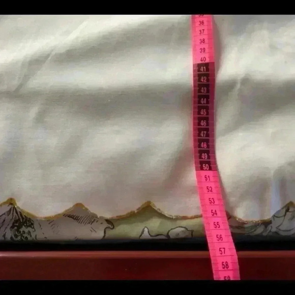 VINTAGE hand painted table  runner and 3 place mats. Never used - Picture 11 of 13